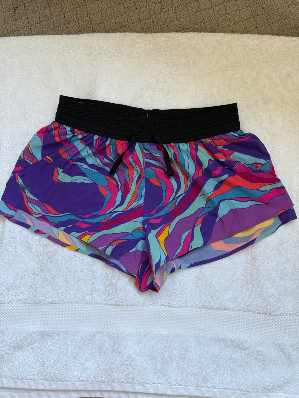 Janji Women’s Limited Edition AFO Middle Shorts